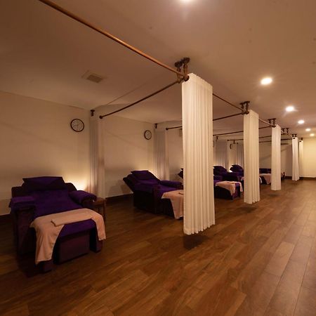 Azumaya Hotel Phnom Penh Ngoại thất bức ảnh