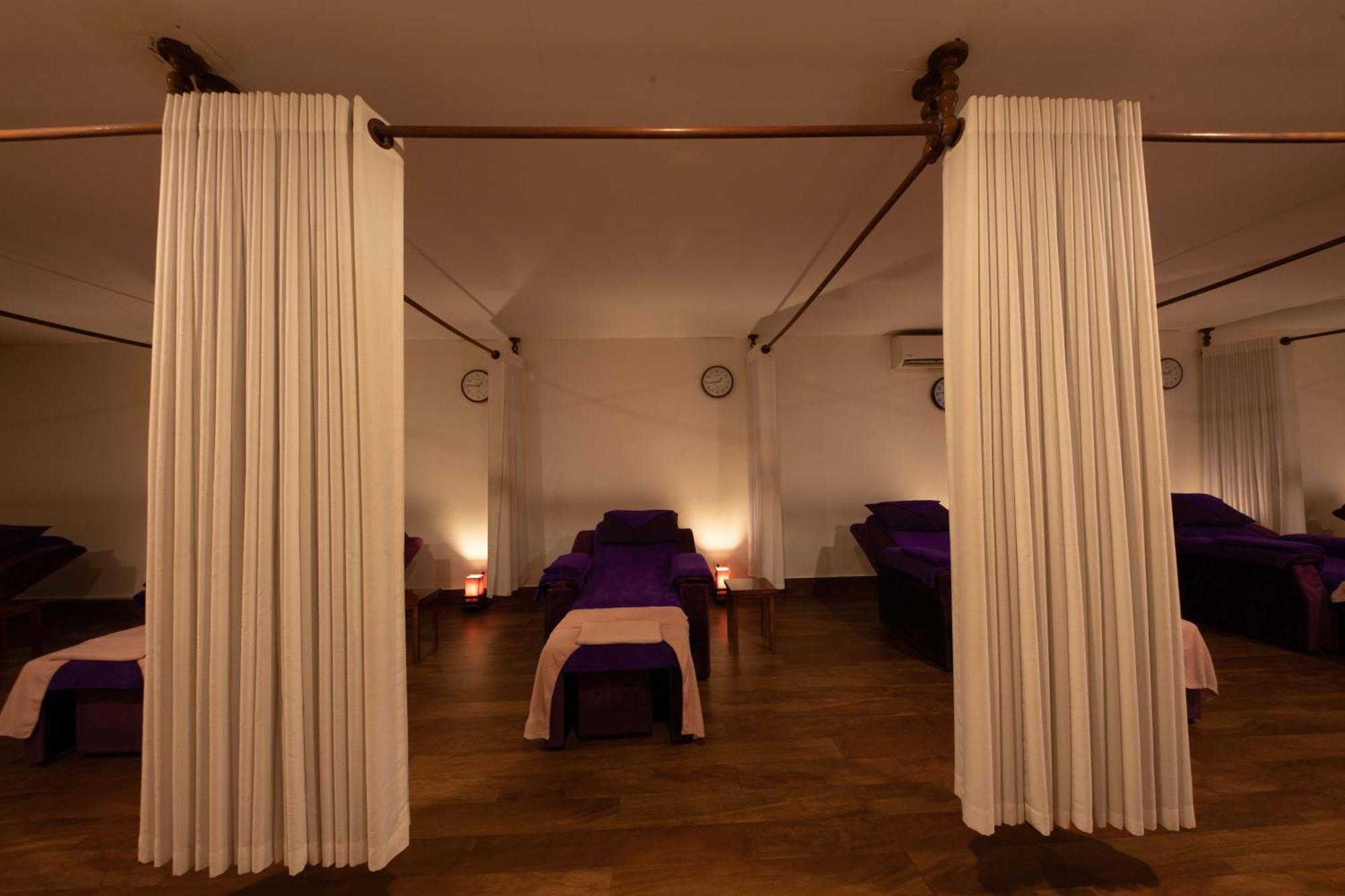 Azumaya Hotel Phnom Penh Ngoại thất bức ảnh
